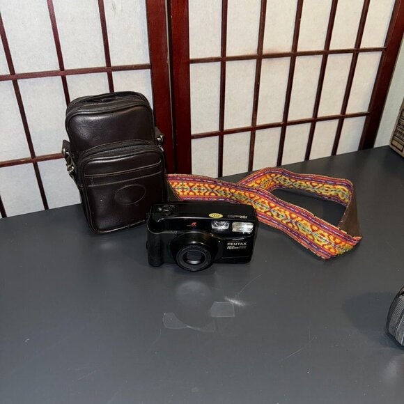 Pentax IQZoom 900 35mm Point & Shoot Camera Bag Case Not Tested FLAWS - Picture 2 of 16